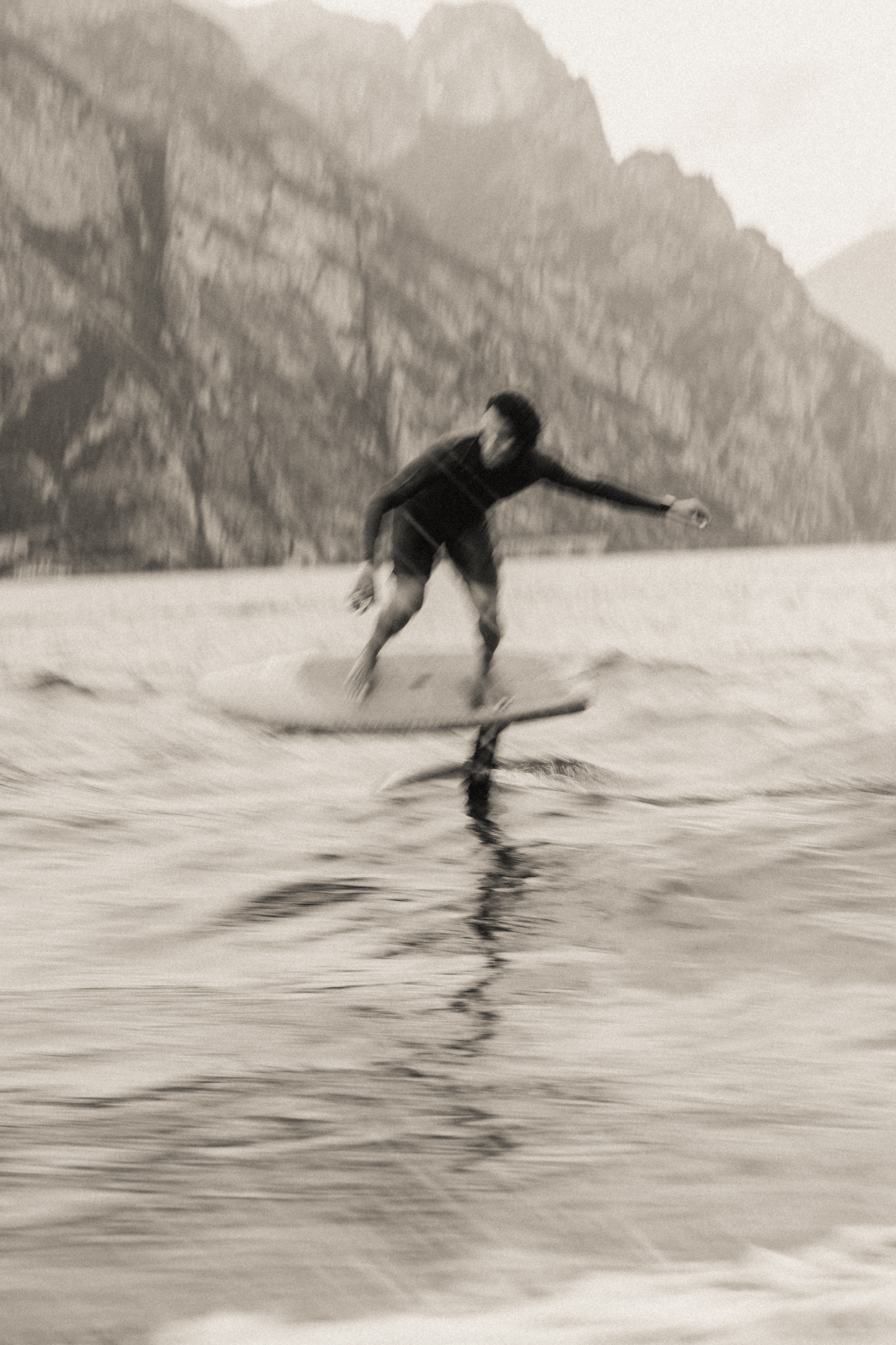 Alessandro wingfoiling on Lake Garda